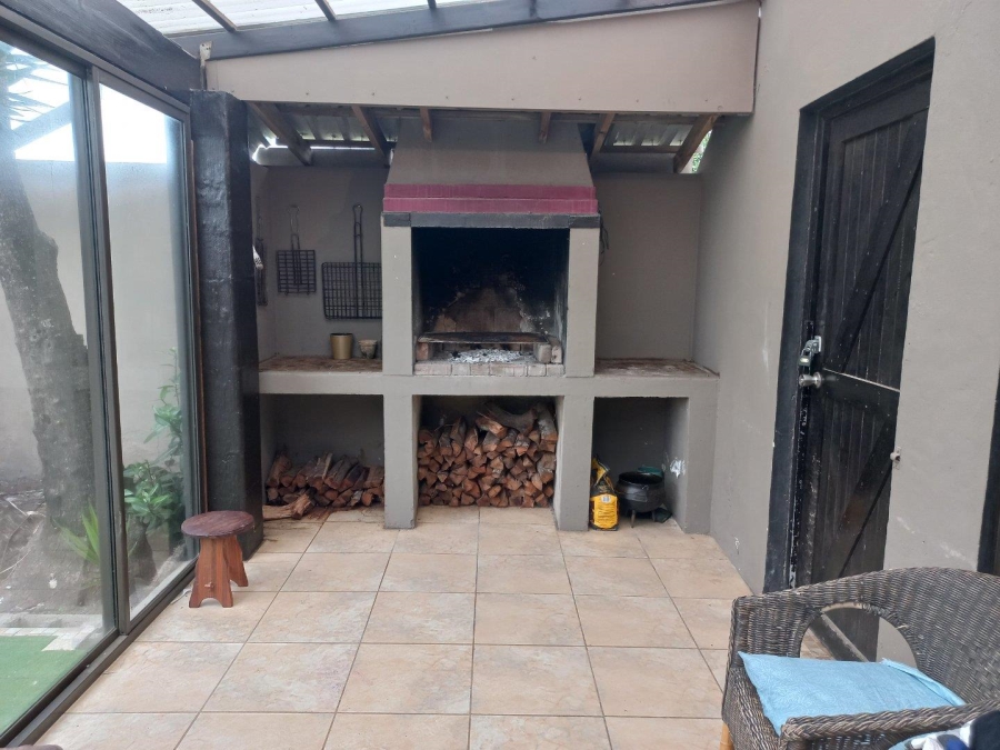 3 Bedroom Property for Sale in Seavale Eastern Cape